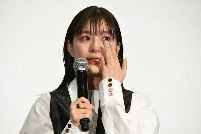 画像: 芳根京子さん