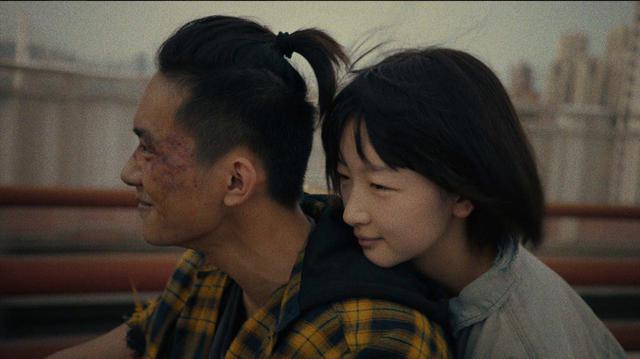 画像2: © 2019 Shooting Pictures Ltd., China (Shenzhen) Wit Media. Co., Ltd., Tianjin XIRON Entertainment Co., Ltd., We Pictures Ltd., Kashi J.Q. Culture and Media Company Limited, The Alliance of Gods Pictures (Tianjin) Co., Ltd., Shanghai Alibaba Pictures Co., Ltd., Tianjin Maoyan Weying Media Co., Ltd., Lianray Pictures, Local Entertainment, Yunyan Pictures, Beijing Jin Yi Jia Yi Film Distribution Co., Ltd., Dadi Century (Beijing) Co., Ltd., Zhejiang Hengdian Films Co., Ltd., Fat Kids Production, Goodfellas Pictures Limited. ALL Rights reserved.