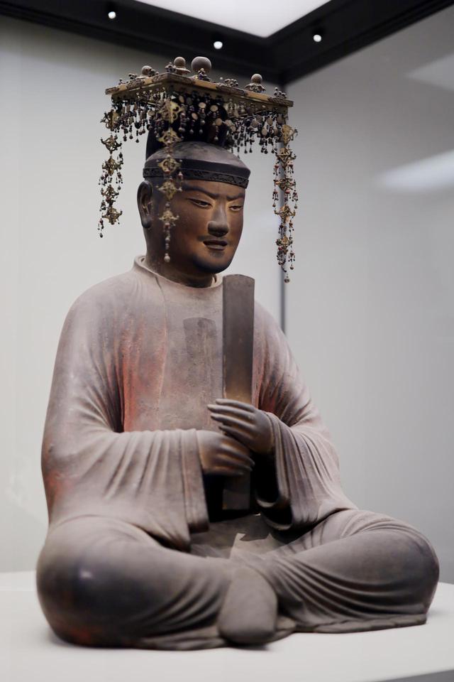 日本人と聖徳太子の1400年史、万華鏡のように照らし合う時間と