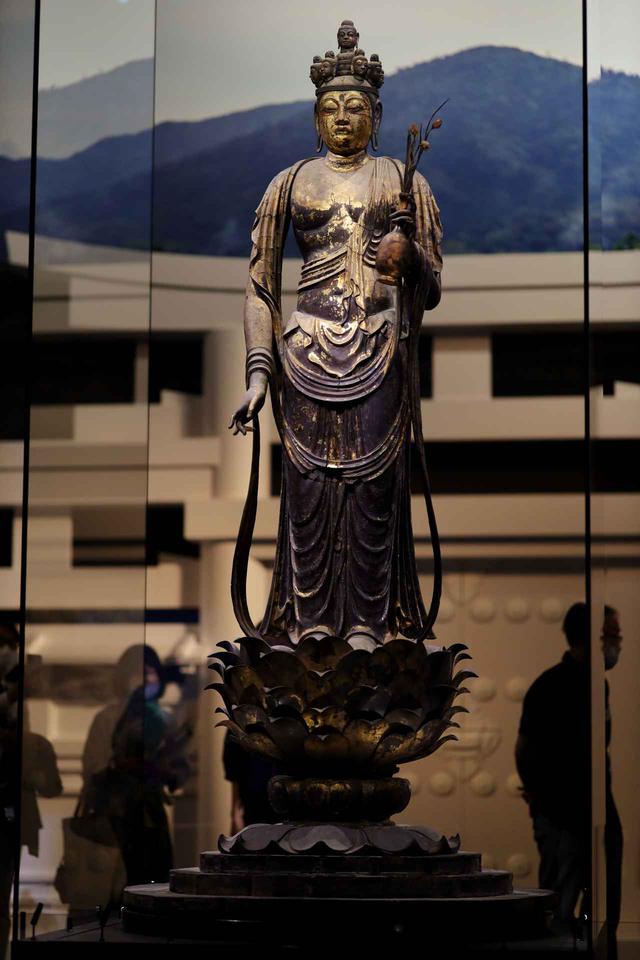 画像2: 国宝 十一面観音菩薩立像 奈良時代・8世紀 奈良・聖林寺蔵