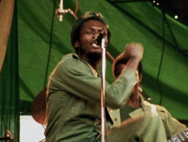 反逆の音楽レゲエ界の生ける伝説、ジミー・クリフの全盛期を納めた