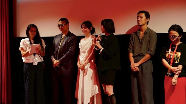 画像2: 監督/主演/音楽/脚本 真田宗仁郎監督初長編『岡本万太』-型破りな視点が世界を魅了!ミュンヘン映画祭"CineRebels Award"日本人初受賞