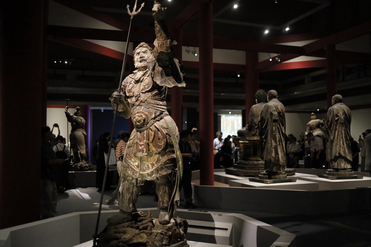 画像1: 国宝 四天王立像・多聞天 鎌倉時代・13世紀 奈良・興福寺蔵