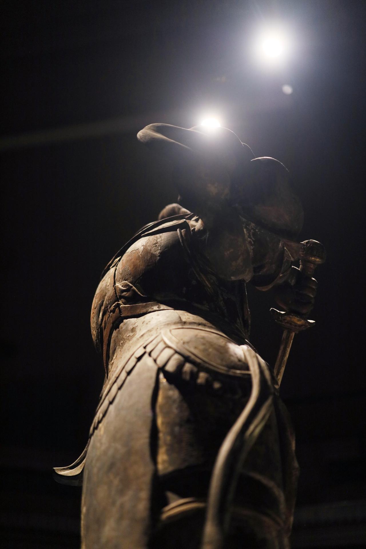 画像1: 国宝 四天王立像・持国天(部分) 鎌倉時代・13世紀 奈良・興福寺蔵