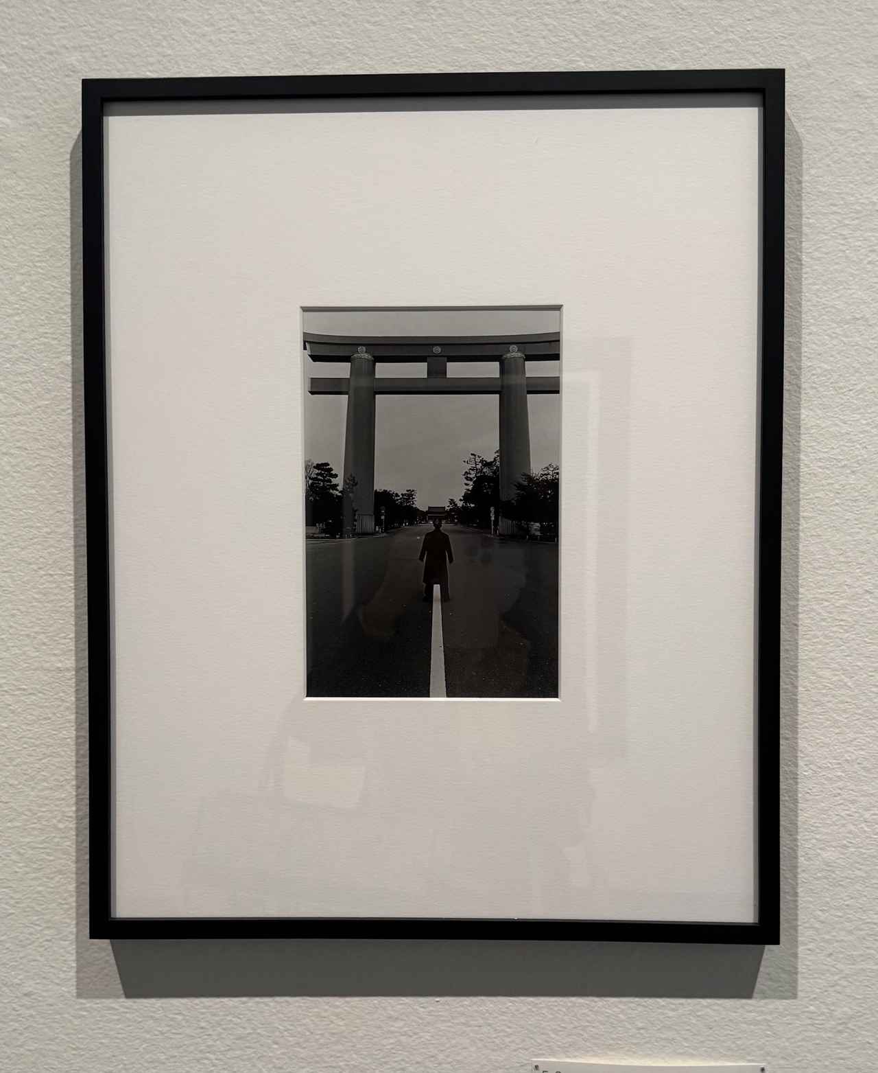 画像: 森村泰昌《星男(平安神宮にて)》1990/2004 年 京都国立近代美術館蔵 ©Yasumasa Morimura Courtesy of the artist and Yoshiko Isshiki Office, Tokyo 2025年12月19日「セカイノコトワリ―私たちの時代の美術」内覧会にて撮影 photo by © cinefil