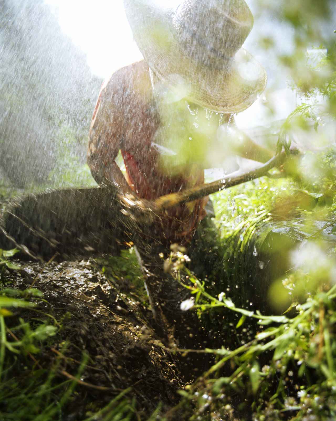 画像: 福島あつし　灼熱の太陽の下で　© Atsushi Fukushima
