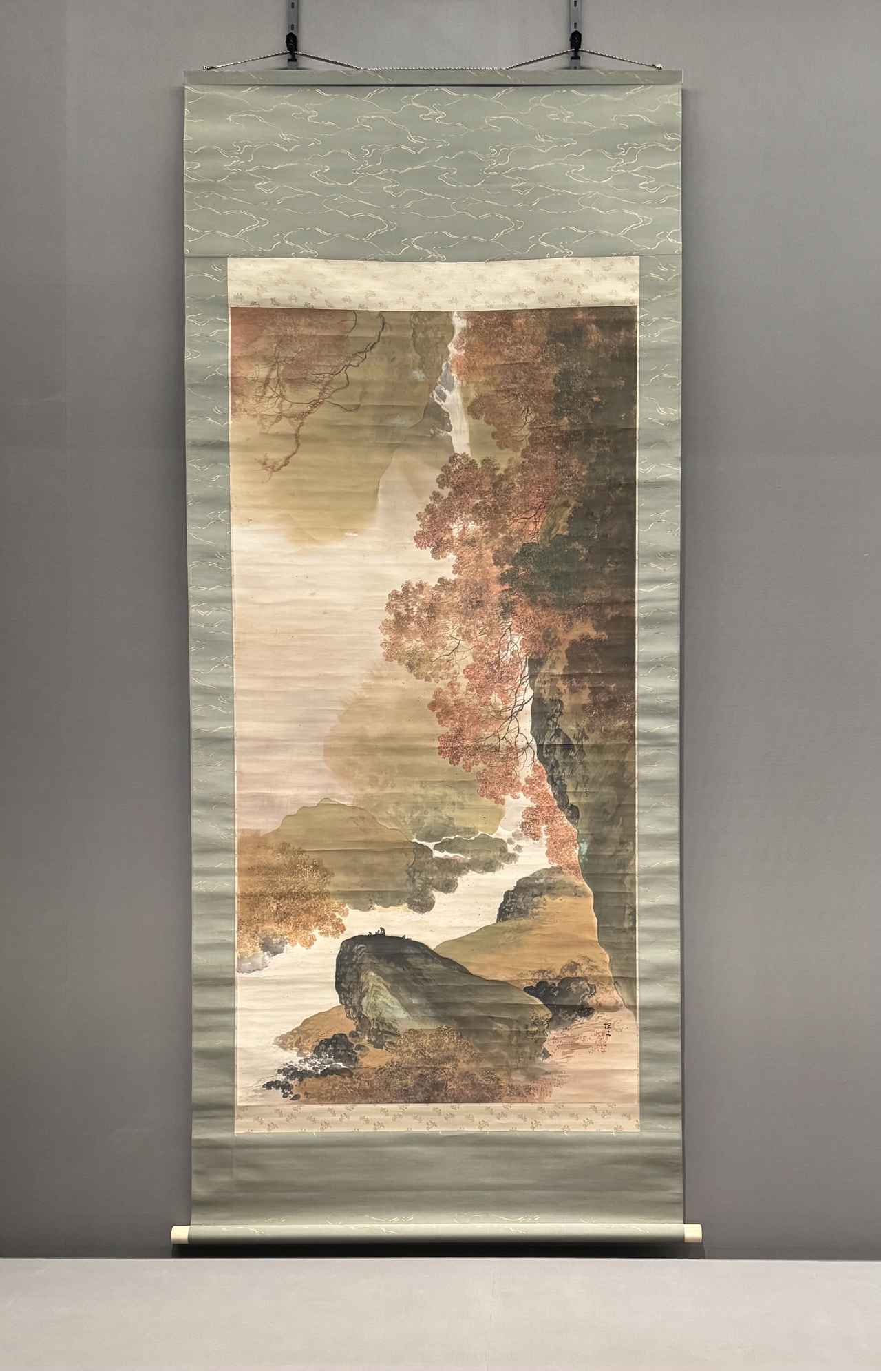 画像: 木島櫻谷《幽渓秋色》大正時代(20世紀) 泉屋博古館東京 泉屋博古館東京「ライトアップ木島櫻谷Ⅲ― おうこくの色をさがしに」内覧会にて撮影 photo by © cinefil