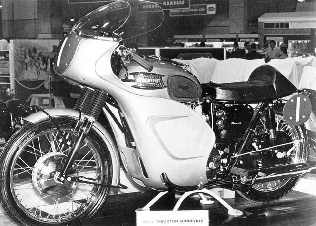画像: 1964年アールズコートショーに出展されたスラクストン・ボンネビル www.fedrotriple.it