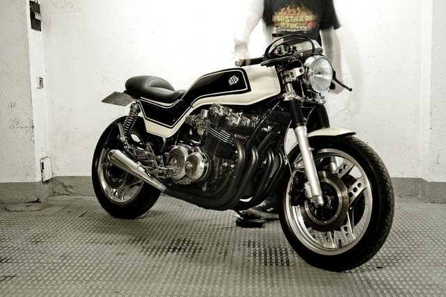 画像2: CB900Fベースのカフェレーサーがシンプルながらグッときた