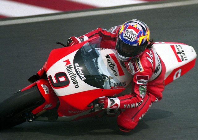 画像: YAMAHAのワークスライダーとして活躍 ja.wikipedia.org