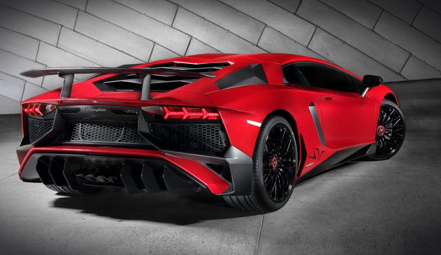 画像2: www.lamborghini.com