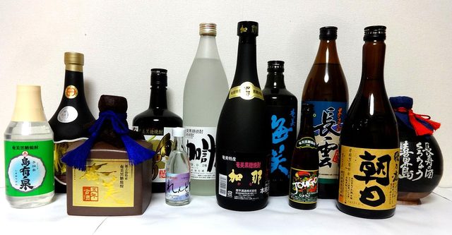 画像: 奄美の黒糖焼酎 ja.wikipedia.org