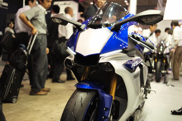 画像: YZF-R1。最速最速! lrnc.cc