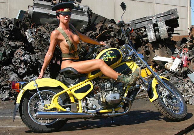 画像: ところで、このUral Cobraって関係あるのですか?