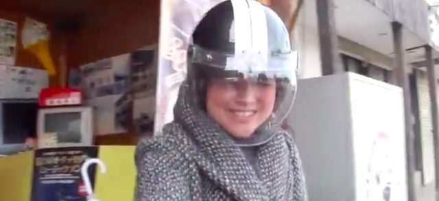 画像1: 女性ライダーがSW-1に‥乗るのかな?
