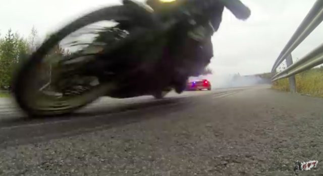 画像6: スカイラインR33とkawasaki zx10rがひたすらドリフト