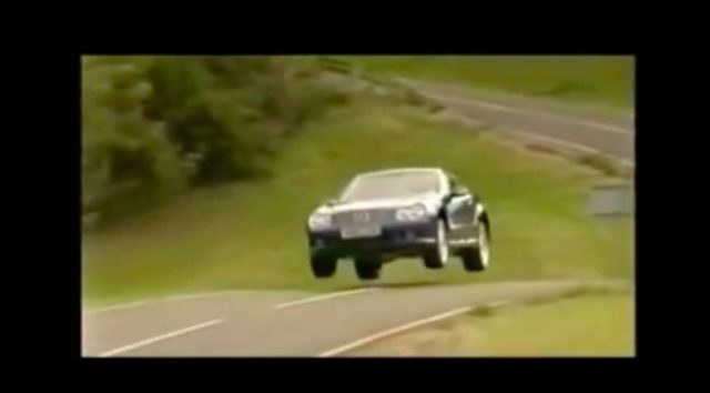 画像: やっぱり元F1ドライバーなので、すごい走りです。