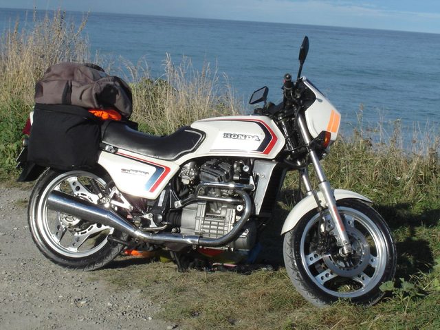 画像: ルクセンブルクのカスタムビルダー Sacha LakicのHONDA CX500
