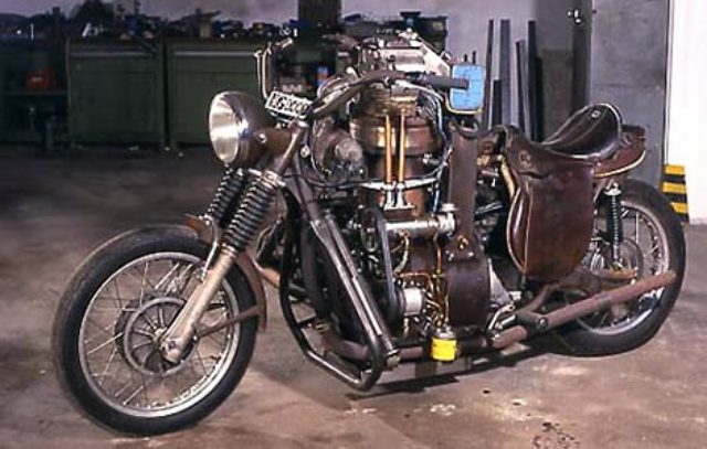 画像: 3リッターオーバーの単気筒車、HG3000。かなりブキミ(笑)です。 thekneeslider.com