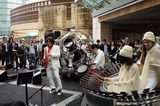 画像: ヤマハとヤマハ発動機のチームリーダーたちとともに風神・雷神の共演