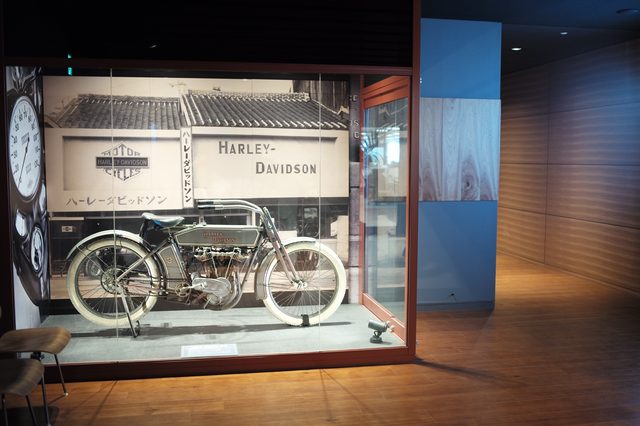 画像: 1913年製 ハーレーダビッドソン Model 9E 空冷4スト1000cc。日本に初めて輸入されたハーレー。