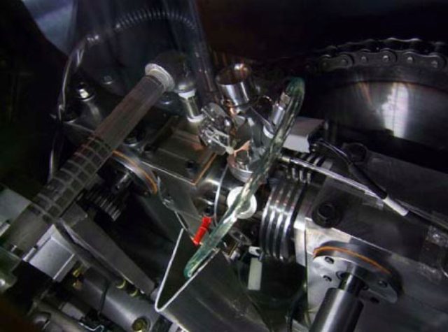 画像: 自動車・家庭発電用プロトタイプエンジン(排気量 50 cc程度) www.waseda.jp