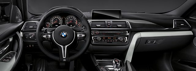 画像: コクピットはそれでも3シリーズのベーシック車とそんなに変わらないw www.bmw.co.jp