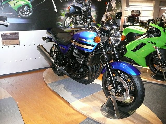 画像: ZRX-II ja.wikipedia.org