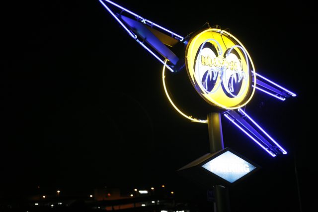 画像: 目的地は ヨコハマの超有名バイカーカフェ MOON Cafe