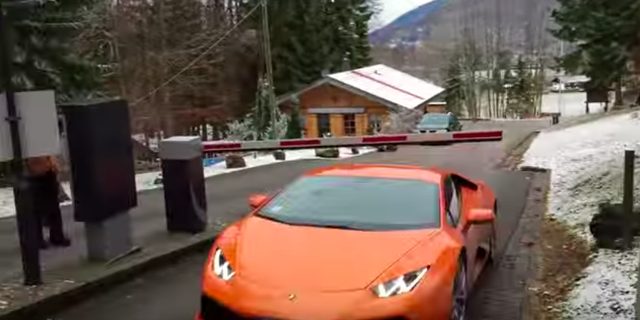 画像: www.youtube.com