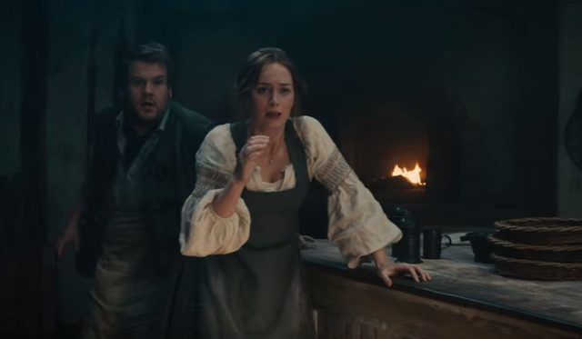 画像: 物語の鍵を握るパン屋の夫婦たち。誰?w www.disney.co.jp