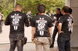 画像: ほとんどの参加者はこの日のために用意されたオフィシャルTシャツを着ていた。