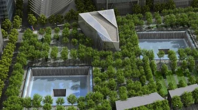 画像: ツインタワーの跡地。現在はMemorial Parkとなっています。 inhabitat.com