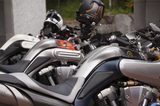 画像: 大きなMT-01が並ぶと迫力がある。