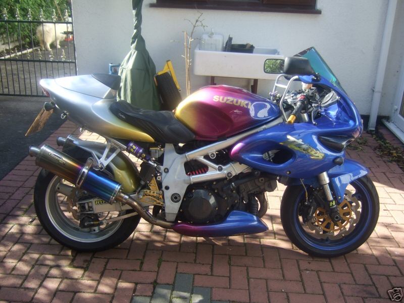 画像: 派手! motorbike-search-engine.co.uk