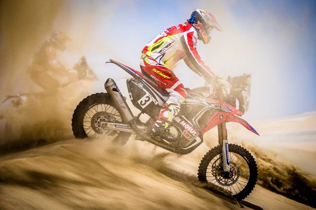 画像: バレダ選手は2015年シーラインクロスカントリーラリーで総合2位に輝いた。 www.honda.co.jp