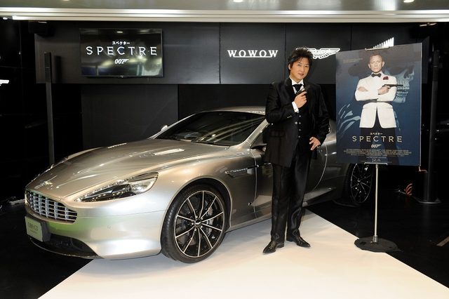 画像2: 東京モーターショーにボンドカー登場!アストンマーティン「DB9 GTボンド・エディション」日本初披露!