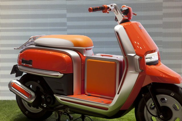 画像4: 【東京モーターショー2015】実は34年ぶりのモーターショーなのです「SUZUKI 編」