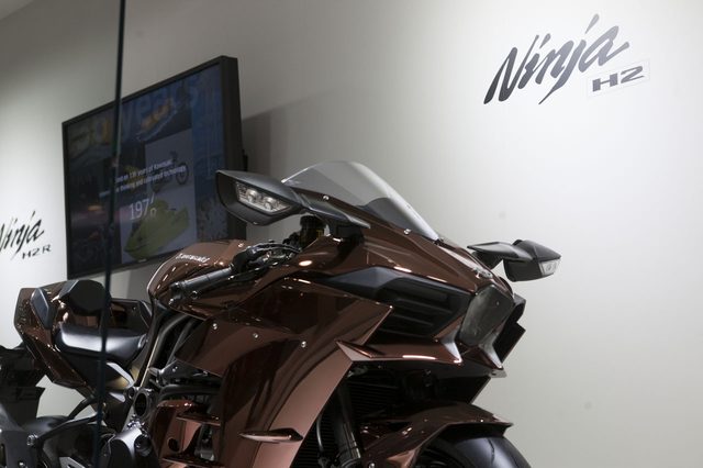 画像2: 【東京モーターショー2015】実は34年ぶりのモーターショーなのです「Kawasaki 編」