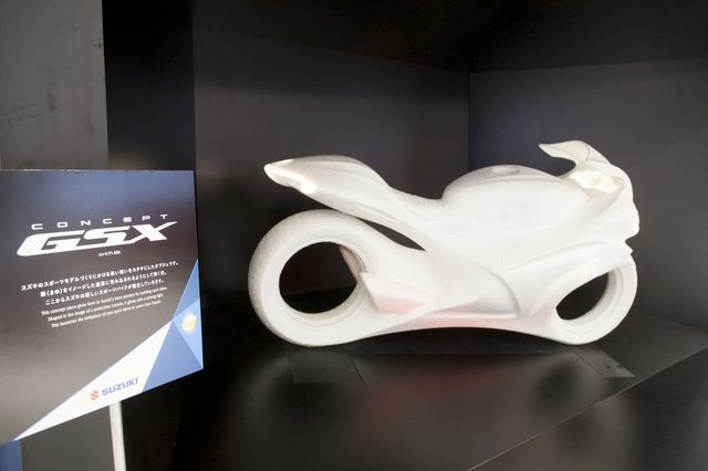 画像5: 【東京モーターショー2015】実は34年ぶりのモーターショーなのです「SUZUKI 編」