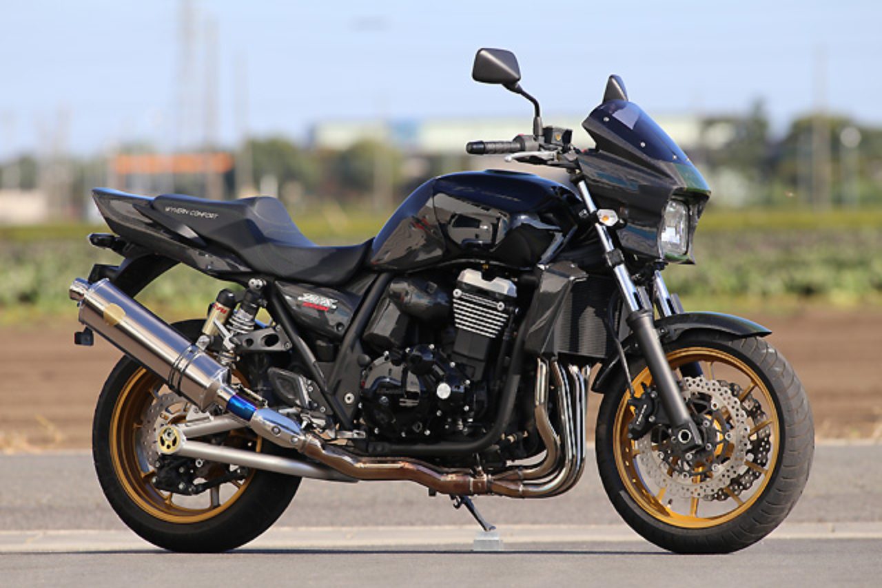 ZRX1200 ダエグ用のワイバン・スリップオン登場 - LAWRENCE - in