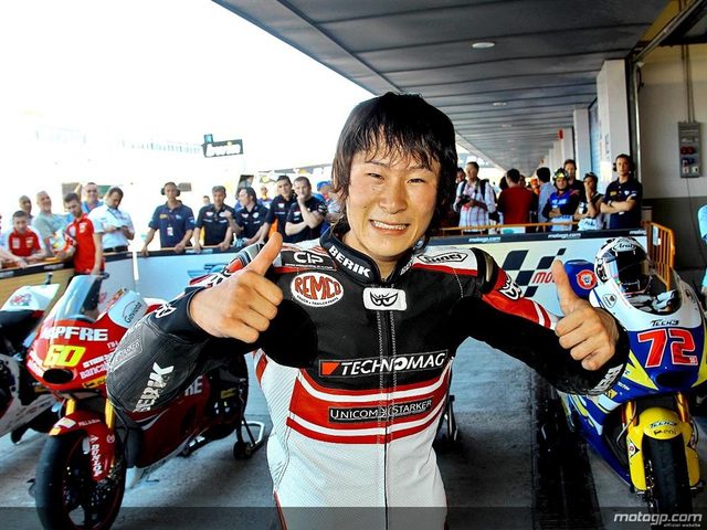 画像: 2010年、ミサノにて、19歳の若さでこの世を去った富沢祥也選手。いつも笑顔で、明るく素直で、多くのファンや選手達に愛されたライダーでした。 cdn.wemotor.my