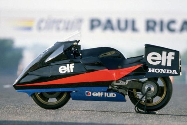 画像: ELF R 1986 1983年にレースの場から退役したELF eをベースに開発された、速度記録挑戦車です。イタリア・ナルドサーキッ トで6つの分野の世界速度記録の更新に成功しました。 didierconstant.files.wordpress.com