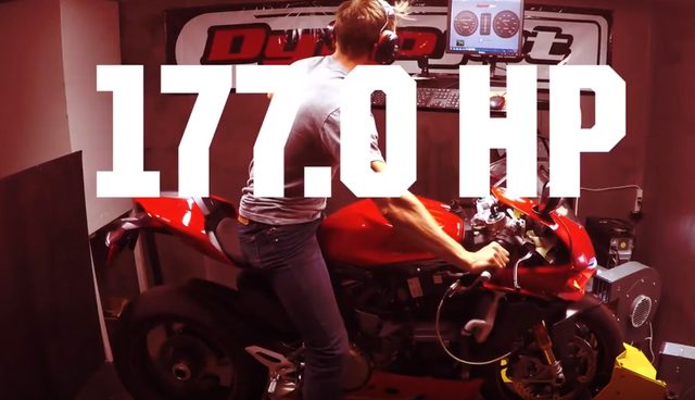 画像: DUCATI 1299 PANIGALE。後輪出力177馬力。 www.youtube.com