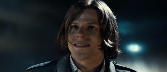 画像: 悪役レックスを嬉々として演じるジェシー wwws.warnerbros.co.jp