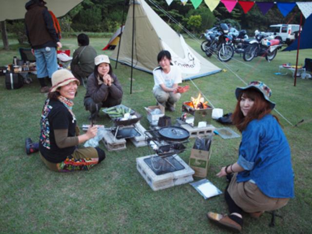 画像: 女性ライダーも安心して参加できます nomadica.me