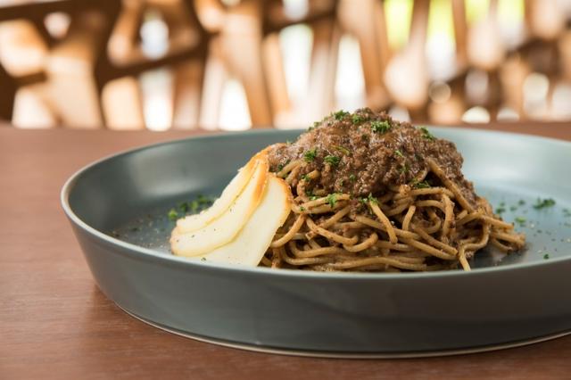 画像: ■低糖質パスタ ランチ(11:00〜17:00) ・今週のパスタ 1,300円(税込) 週替わりの人気パスタランチに低糖質パスタが期間限定で登場。 通常パスタ(1,100円)と低糖質パスタをお選び頂けます。 ※メニューは定期的に変更致します、お問い合わせください。 サラダ、お惣菜付 ディナー(17:00~23:00 L.O. Food 22:00) ・和牛のボロネーゼ スカモルツァチーズ 2,000円(税込) 定番人気のパスタに低糖質パスタが期間限定で登場。 ※通常パスタ(1,800円)と低糖質パスタをお選び頂けます。この他のパスタも+200円で低糖質パスタに変更いただけます。
