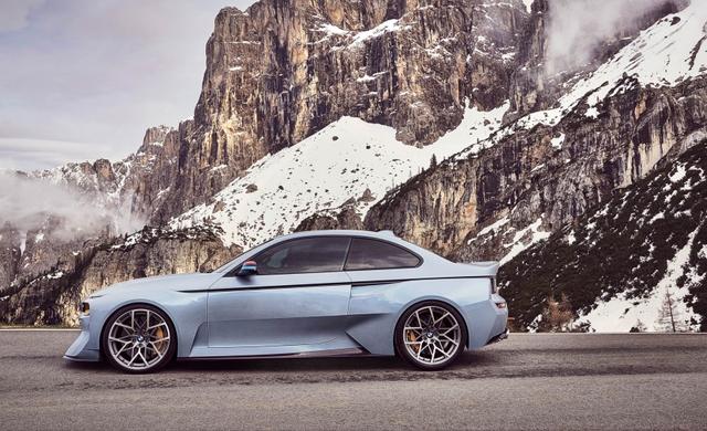 画像1: www.caranddriver.com