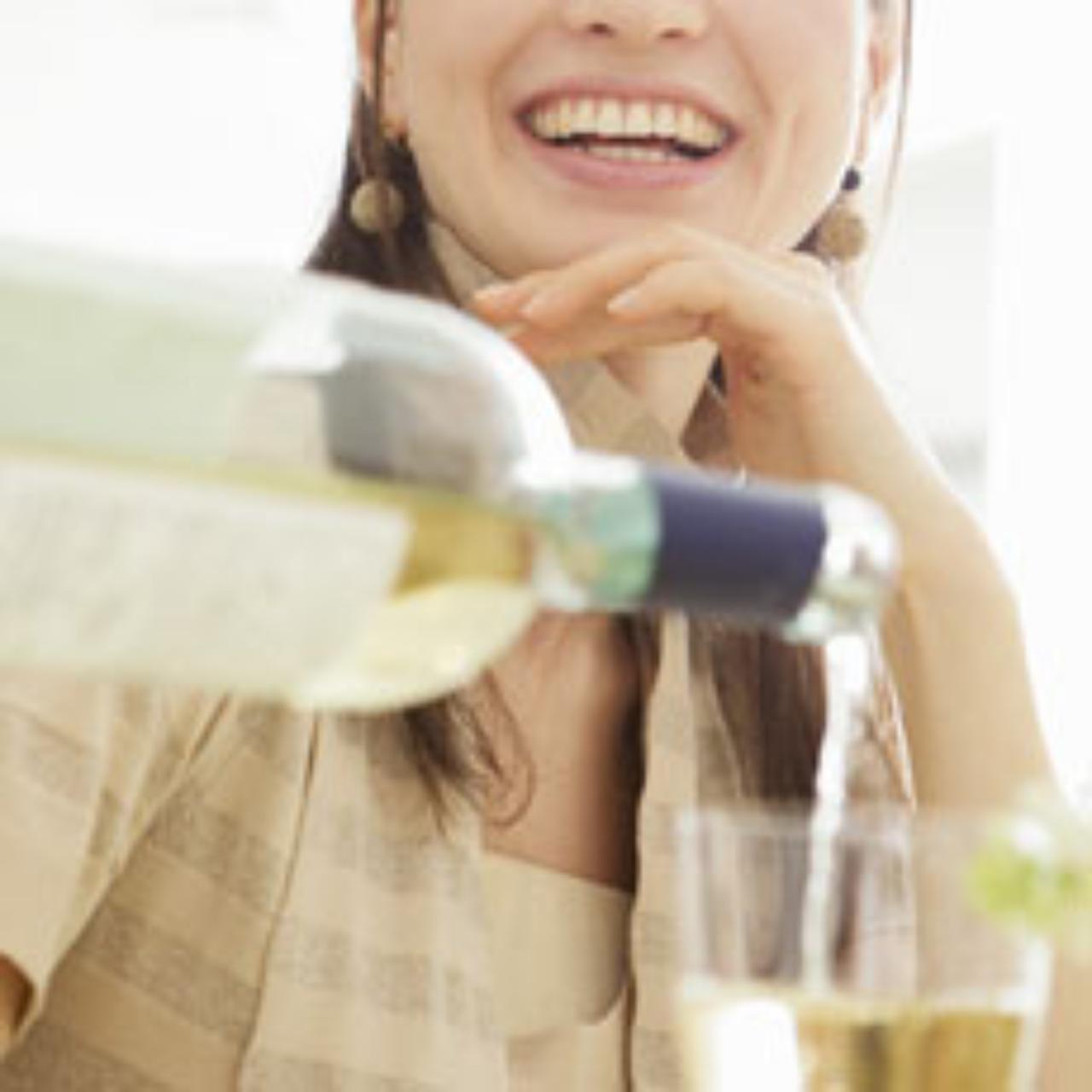お酒好き女子がもらって嬉しいお酒、こっそり教えちゃいます。 LAWRENCE ERIDE x LIFESTYLE + α お酒好き女子がもらって嬉しいお酒、こっそり教えちゃいます。 LAWRENCE ERIDE x LIFESTYLE + α
