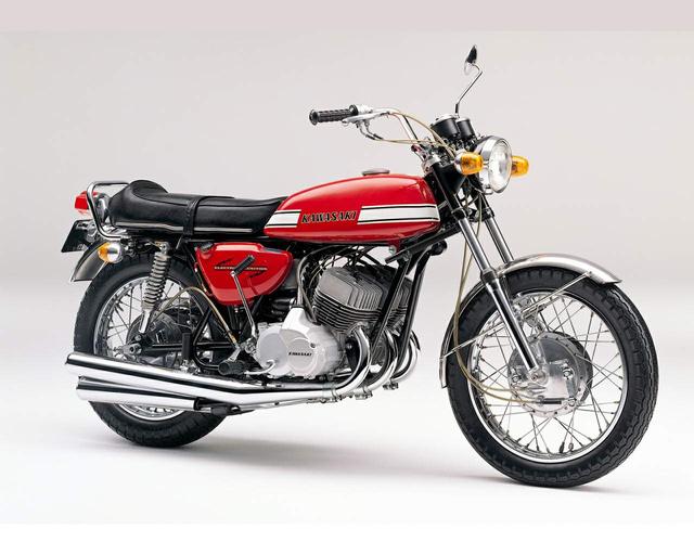 画像: KAWASAKI H1 www.motorcyclespecs.co.za